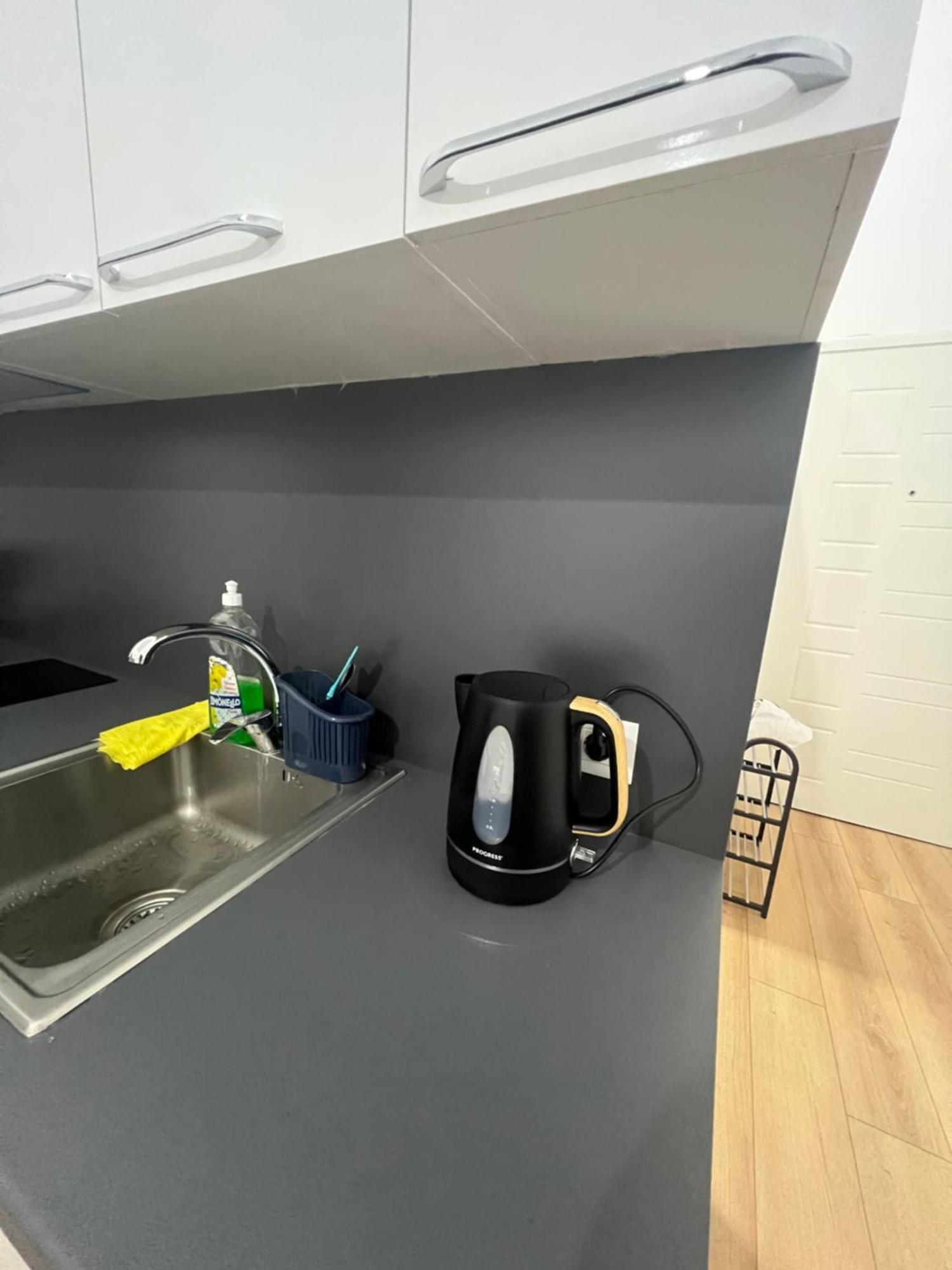Atrium Apartment Tiranë Luaran gambar